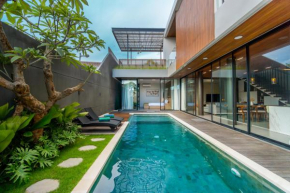 Villa Elena by Maheswara